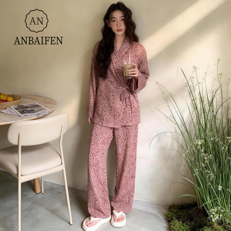 High-End Pink Spotted Leopard Print Long-Sleeved Kimono Pajamas for Women, Autumn and Winter 2026 New Large Size Home Clothes That Can Be Worn Outside