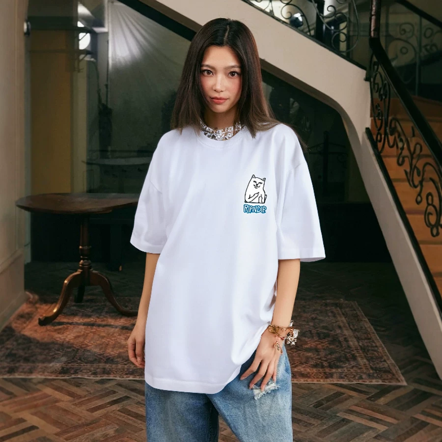 RIPNDIP сука средний палец кот европейский и американский уличный пародийный притягательный инопланетянин мужчины и женщины летняя футболка с круглым вырезом и коротким рукавом тренд