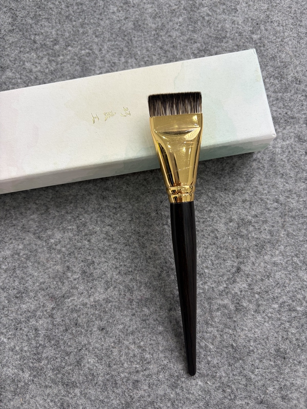 Premium Gold Edge Fox Foundation Brush Black Gold Series 60 Pieces