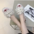 Dép lông xù nữ xã hội hè 2018 phiên bản tiếng Hàn mới của thời trang hoang dã kéo đáy phẳng mang dép và dép đính hạt