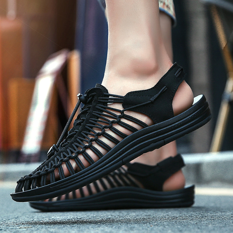 2022 summer new hand-woven men's sandals large size 45 trendy slippers Roman casual beach shoes 46