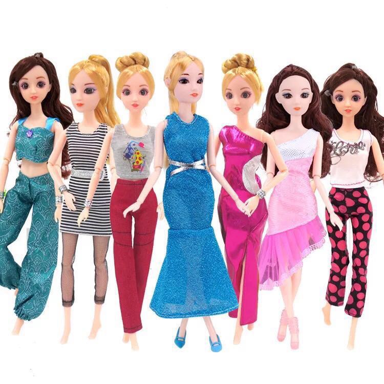 Ưu đãi đặc biệt quần áo Barbie, váy dài thời trang khác nhau, váy ngắn, quần thể thao giản dị, phụ kiện quần áo nói chung búp bê có khớp