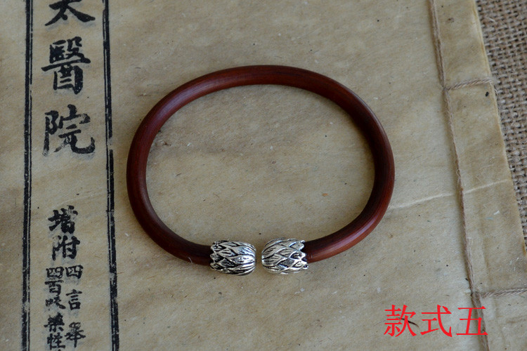Tây Tạng gà máu vòng đeo tay nữ túi bạc lễ hội bạc không có vòng tay hoang dã ban đầu mây vòng tay trang sức vòng trầm