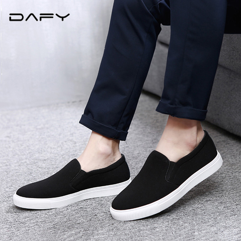 Light luxury brand low casual old Beijing cloth shoes men lazy one pedal breathable Joker canvas shoes trend Korean version