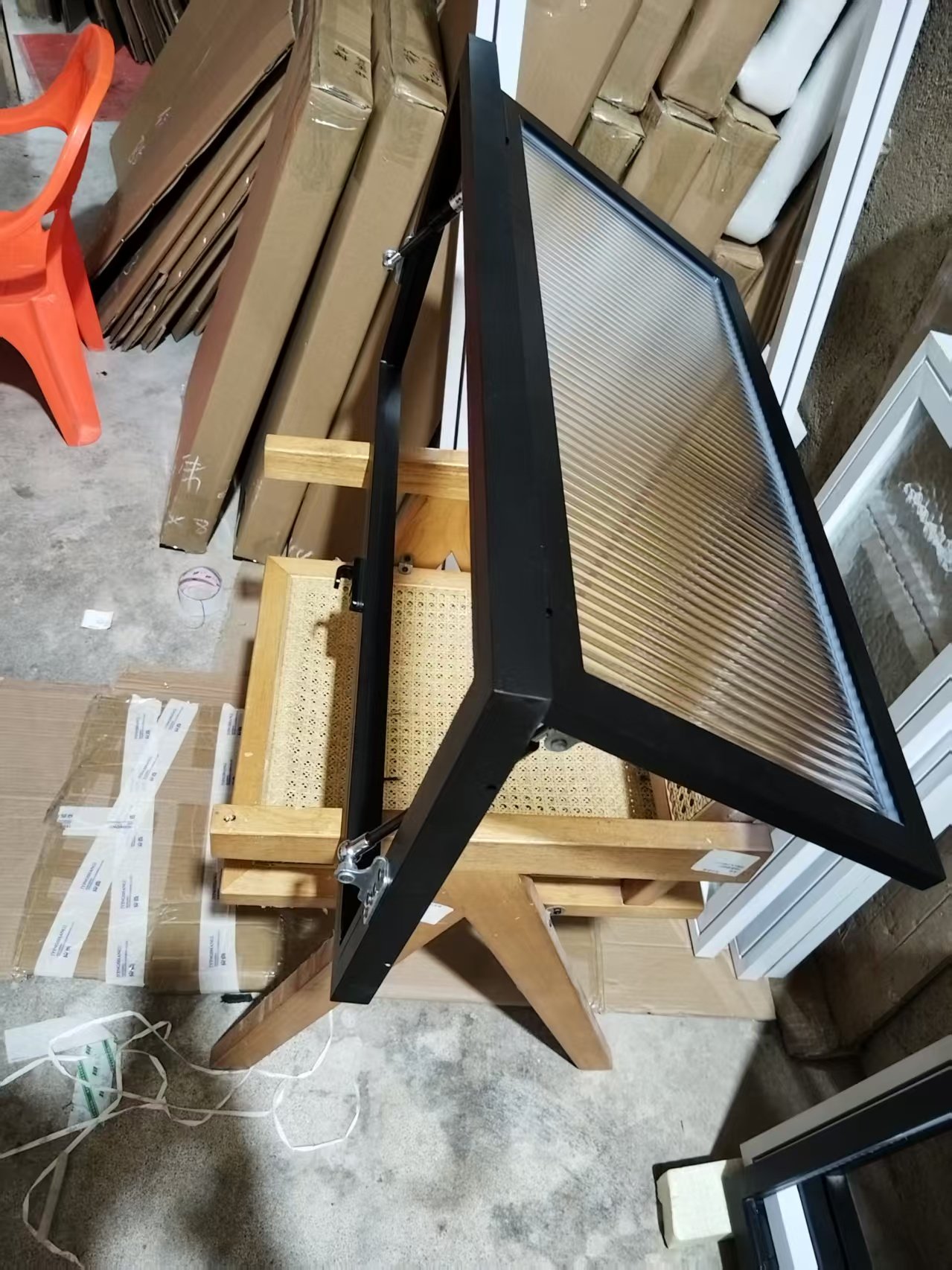 Dark Bathroom Aluminum Alloy Small Window Flip Hydraulic Angle