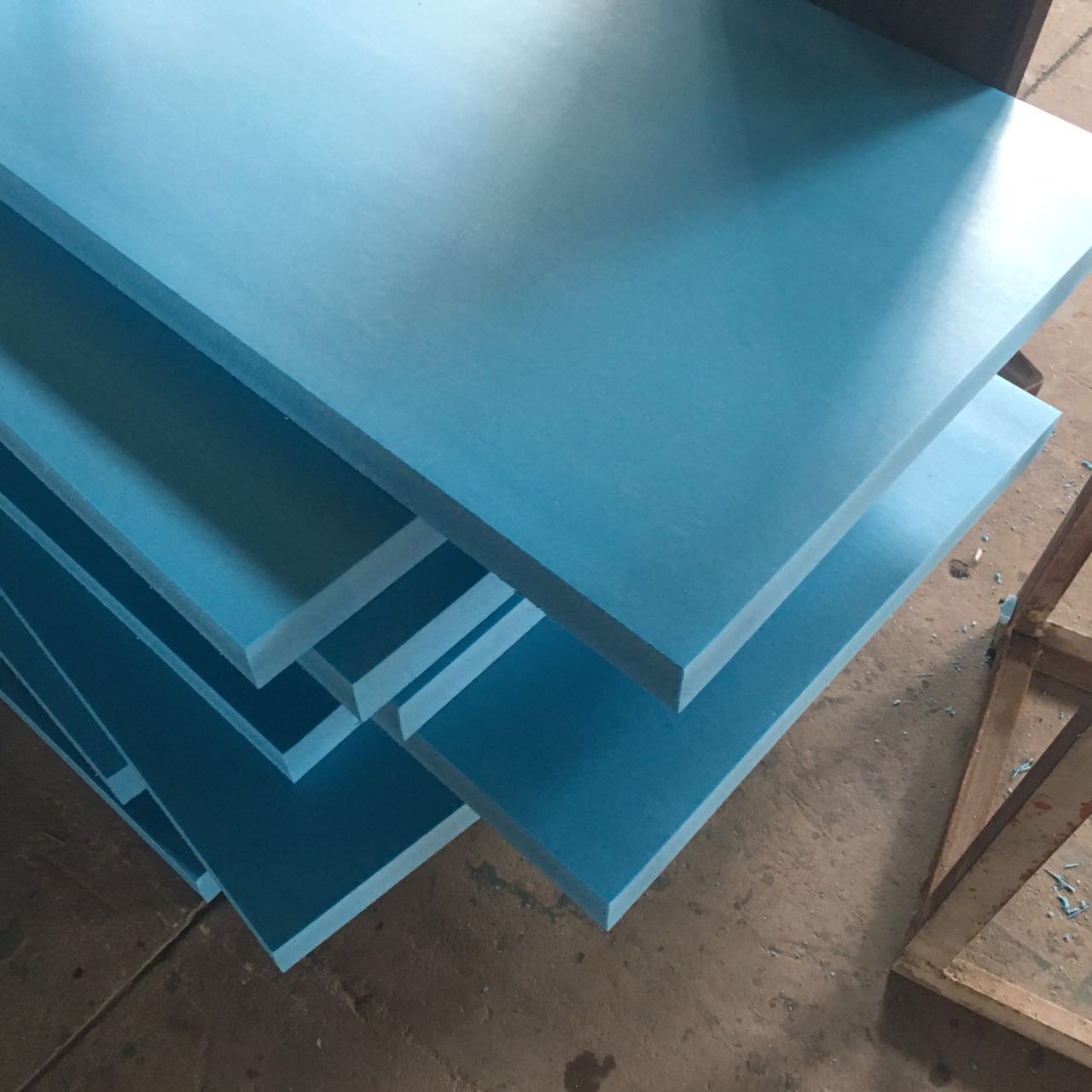 Xiaoyu insulation board XPS extruded sheet roof insulation glass roof thermal insulation cement roof insulation floor heating panels