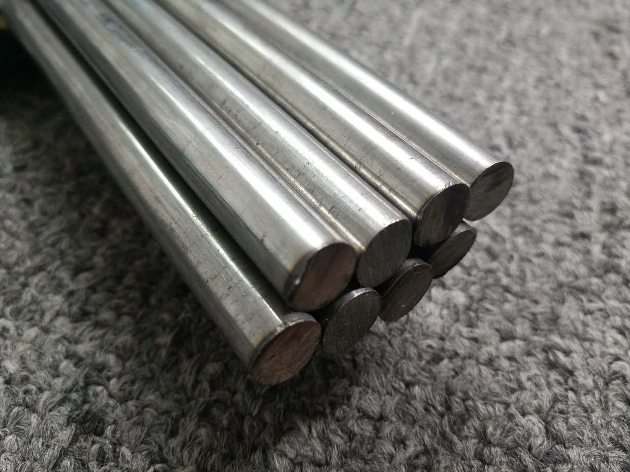 Round steel No. 45 steel light round solid round rod A3 light round light rod round pin arbitrary zero cut finished product