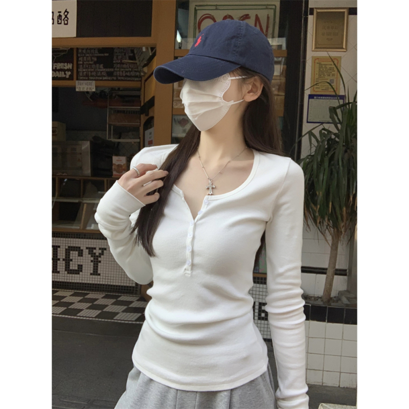 Korean Style Half-Open Collar White Ribbed Long-Sleeve T-Shirt for Women, Early Spring Design, Stylish Shoulder Fit, Inner Layering Top
