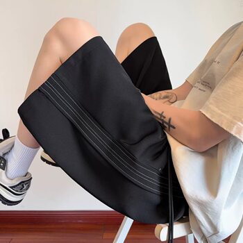 Black summer men's quick-drying rivet shorts