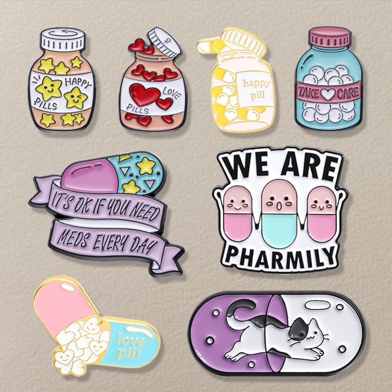 Medical Brooch, Creative Medical Badge, Pill, Medicine Bottle, Doctor's White Coat Decoration, Pharmacy Professional Accessories Medical Brooch, Creative Medical Badge, Pill, Medicine Bottle, Doctor's White Coat Decoration, Pharmacy Professional Accessories