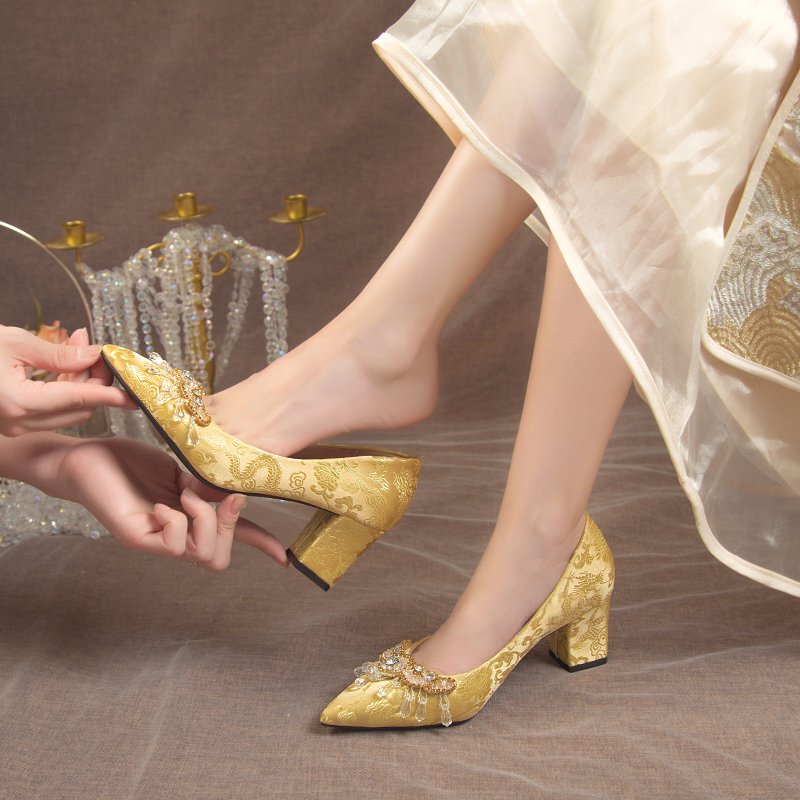 Gold High-Heeled Shoes for Women, Chinese-Style Xiuhe Shoes, Wedding Shoes, 2026 New Model, Chunky Heel Bridal Shoes, Main Wedding Dress Shoes, Mid-Heel
