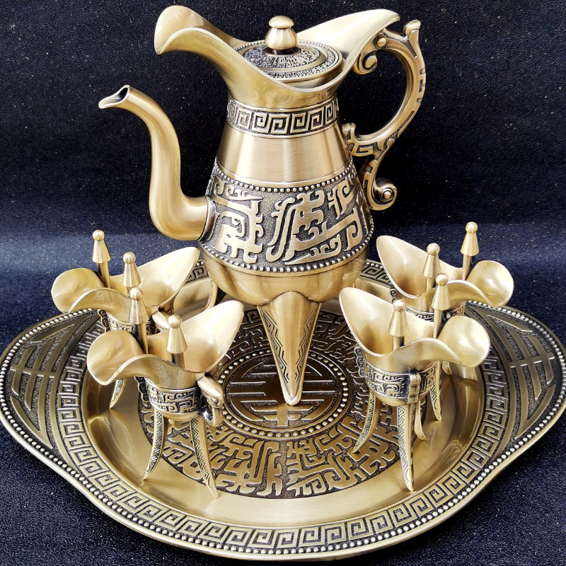 Antique bronze wine glass wine set decoration shooting props emperor cup high-footed white wine glass can drink tripod cup