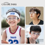 Профессиональные дети и подростки, играющие в баскетбольные очки, спортивны миопия, посвященные футбольному анти -фогорному антиотборению глазное зеркало, зеркало ухода за мужчинами