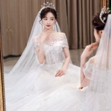 Французская световая свадьба 2023 New Demprament Bride's Palace Thrck, выходящая из Gine Girls Mall Advanced Texture