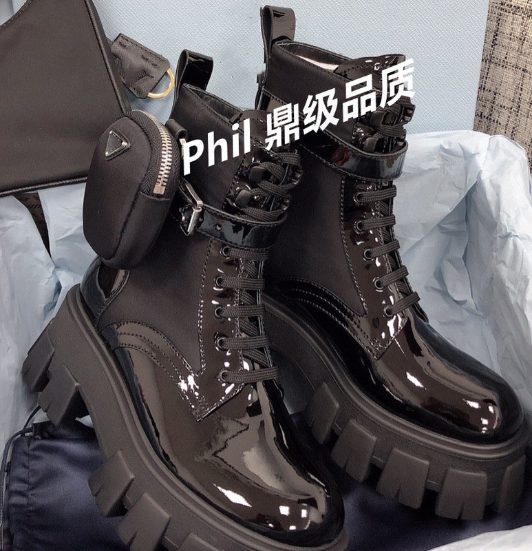 Cyndi Wang and Yang Mi's Same Style Small Pocket Bag Boots, Gear Platform Thick-Soled Couple's Short Boots, Motorcycle Martin Boots in Stock