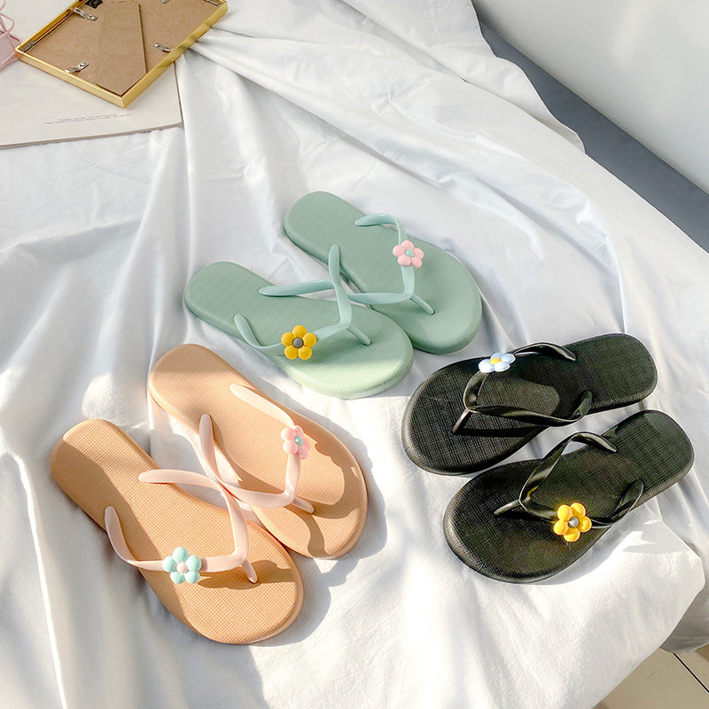 2020 new style flip-flops women's summer wear small fresh cute cartoon flowers flat bottom flip-flops non-slip beach slippers
