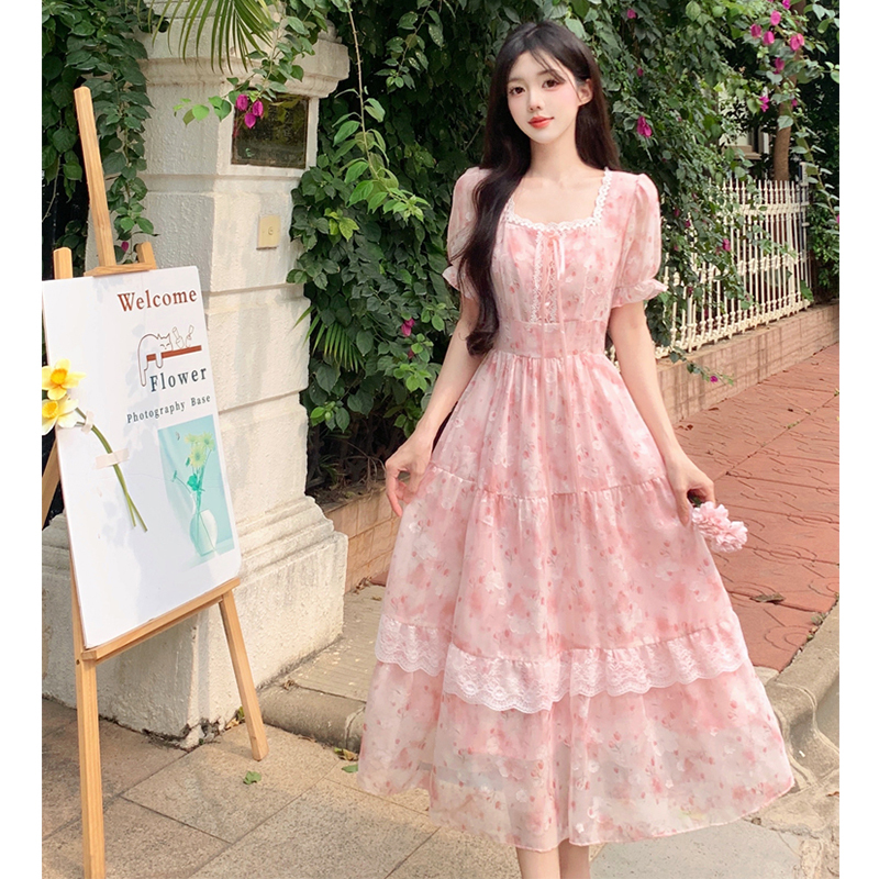 French-Style Gentle and Sweet Floral Dress for Women, Summer Plus Size, Flattering for Curvy Figures, Elegant Square Neck, First Love Long Dress French-Style Gentle and Sweet Floral Dress for Women, Summer Plus Size, Flattering for Curvy Figures, Elegant Square Neck, First Love Long Dress