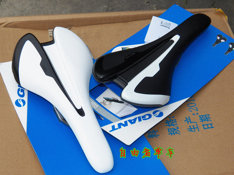 Selle de vélo cyclisme sur route GIANT - Ref 2346707 Image 6