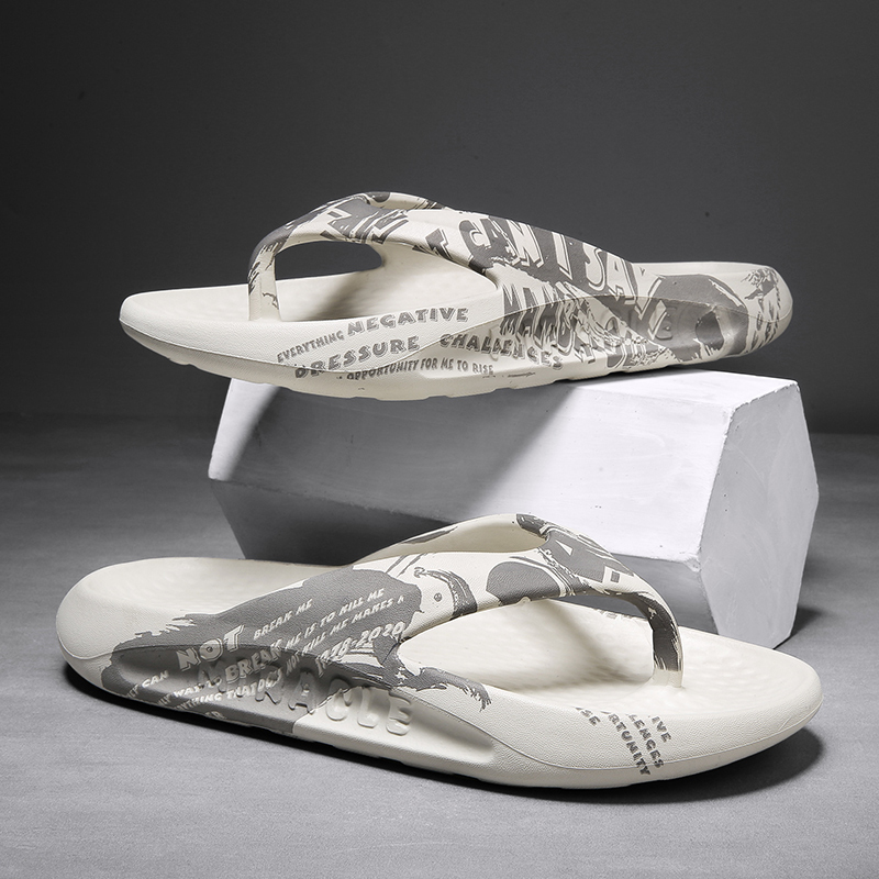 2026 New Style Slippers for Men, Summer Outdoor Wear, Non-Slip Trendy Large Size Sandals, Flip-Flops, Sports and Leisure Beach Sandals