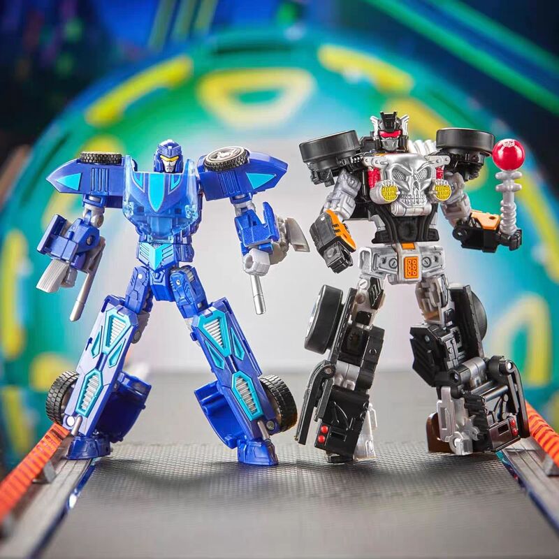 In Stock Hasbro Transformers Hot Wheels Collaboration Bone Shaker/Twin Mill 3C In Stock Hasbro Transformers Hot Wheels Collaboration Bone Shaker/Twin Mill 3C