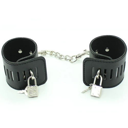 Меньшие кожаные наручники Альтернативные игрушки мужчины и женщины SM поставки флиртуют веселье, переплета, распах с цепью пачки
