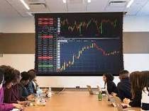 American Stewart filmscreen retractable screen system Stealth Medio V6