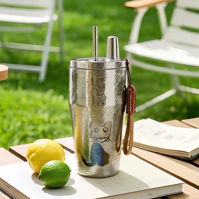 Chengshihaowu, Produced by Feng Tang, 99% Pure Titanium Straw Travel Cup, Indoor and Outdoor Car-Mounted Cold-Keeping Straw Coffee Cup 500ml Chengshihaowu, Produced by Feng Tang, 99% Pure Titanium Straw Travel Cup, Indoor and Outdoor Car-Mounted Cold-Keeping Straw Coffee Cup 500ml