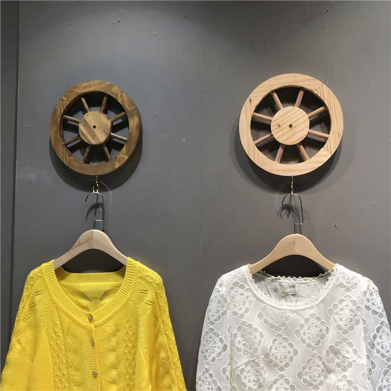 Clothing store wheel decoration display rack Wall hanging hanging wall hanging hook Men's and women's clothing store hanging clothes hook Wall hanging
