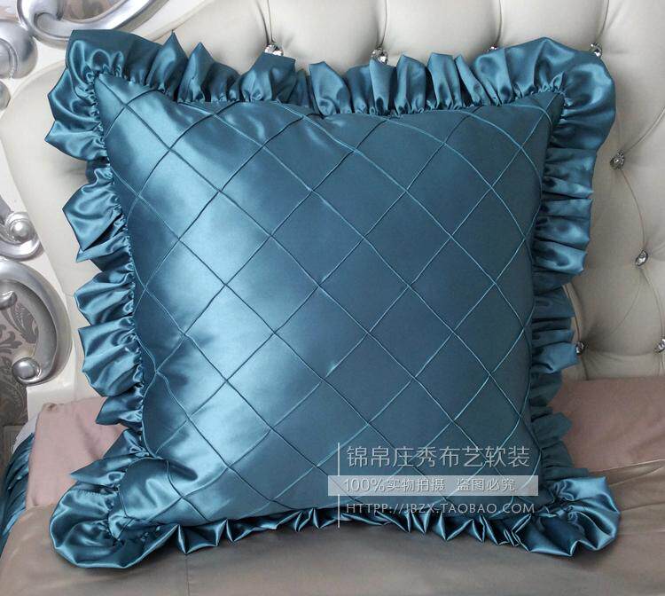 Nordic minimalist Eurostyle large leaning against pillows with pillows New classical square sleepers upscale headbed big cushions extravagant