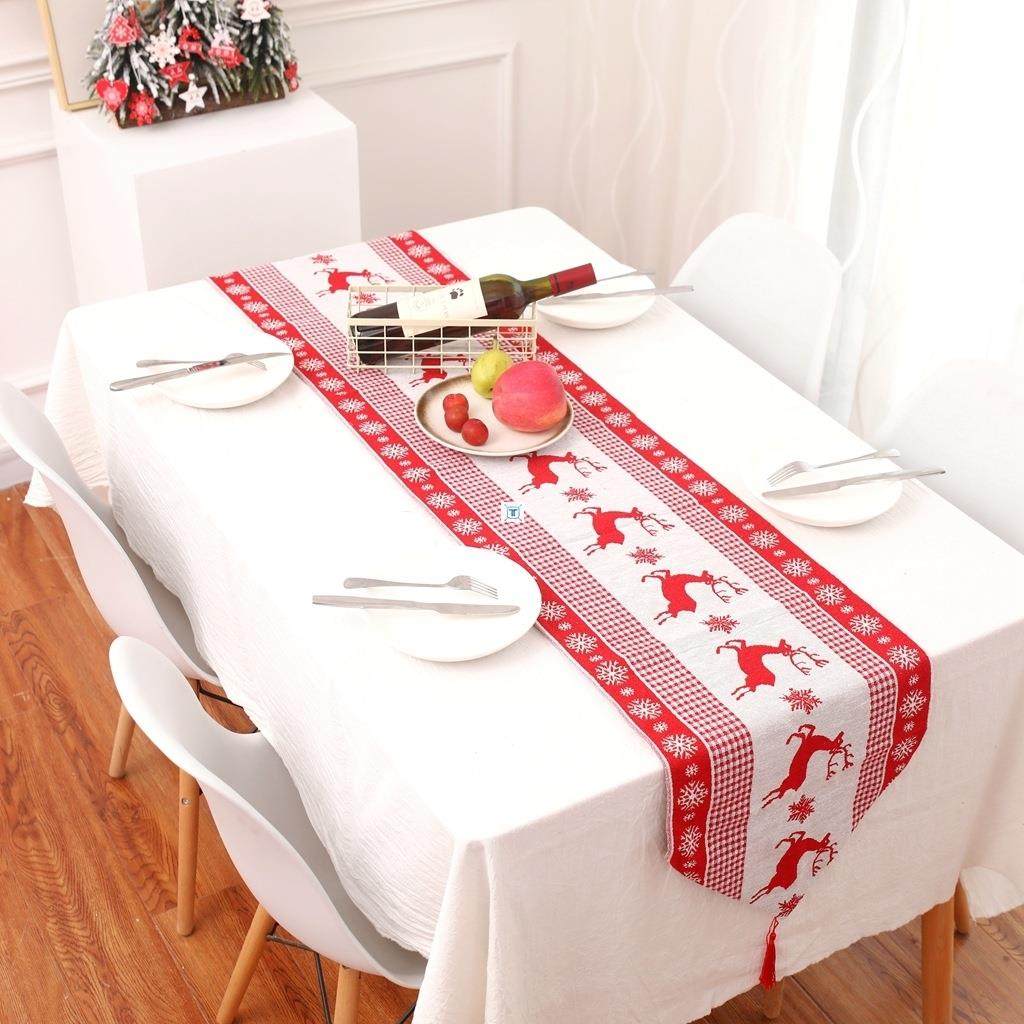 Creative Christmas decorations Christmas table runners