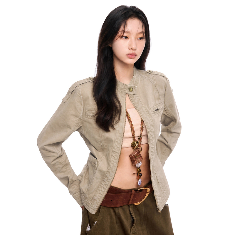 American-Style Distressed Stand-Collar Denim Jacket for Women, 2026 Autumn New Vintage Niche Design, Regular Shoulder Short Top American-Style Distressed Stand-Collar Denim Jacket for Women, 2026 Autumn New Vintage Niche Design, Regular Shoulder Short Top