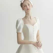 French light wedding dress Little Hepburn daily travel photography retro princess certificate Korean satin simple small dress