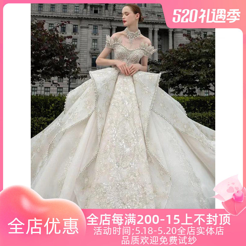 Straight Shoulder Wedding Dress 2021 Bride New main wedding dress French style Hepburn Grand trailing main yarn Senior lavish Heavy Industries