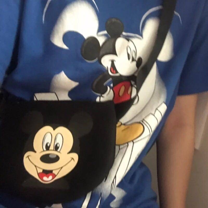 Super spitting blood price Toulon Mickey Mouse Mickey inclined cross purse Chest Bag Space Cotton Cheap Single Pint Cute