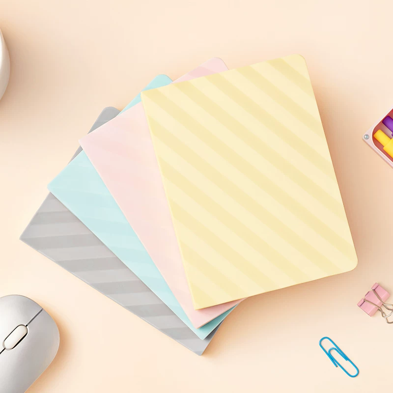 MINISO/名创优品 [A5纯色波浪简约笔记本112页 随身商务创意学生用]