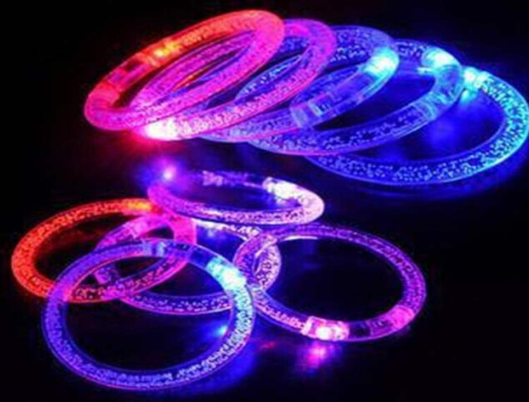 Qiqiu Acrylic Glowing Bracelet Glowing Bracelet LED Crystal Bracelet ktv Bar Concert Nguồn cung cấp - Sản phẩm Đảng / Magic / Hiệu suất