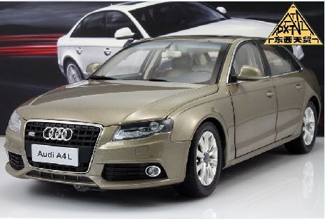 Original 1:18 2010 Audi A4L AUDI 3 2 car model