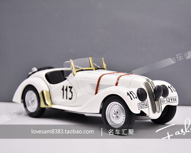 Original factory 1:18 BMW 328 roadster No. 113 champion car car model