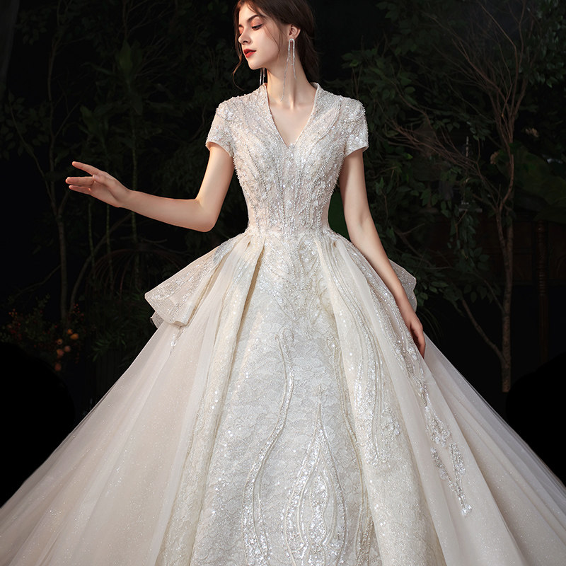 French main wedding dress 2022 new model tail temperament bridal luxury heavy industry high-end sense of court style woman
