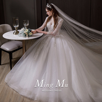 Long sleeve law style main wedding dress 2022 new brides retro Heavy work trailing lavish palace windy high quality Texture Summer