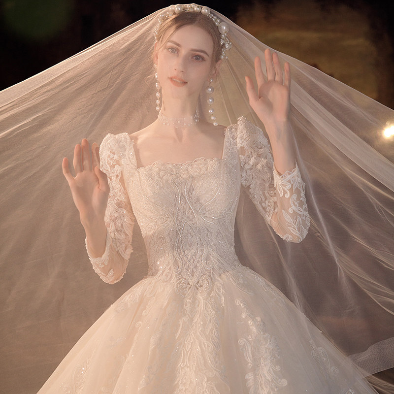 Long sleeve main wedding dress 2021 New Bride wedding little man French advanced sense out of the yarn winter winter