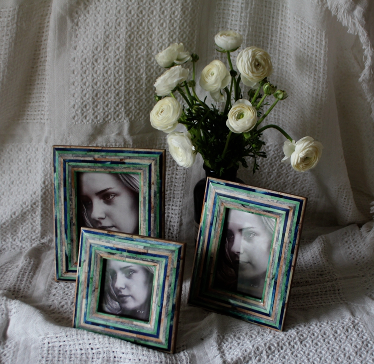 Big card original single strongly recommended American country style retro to make old bone-made photo frame