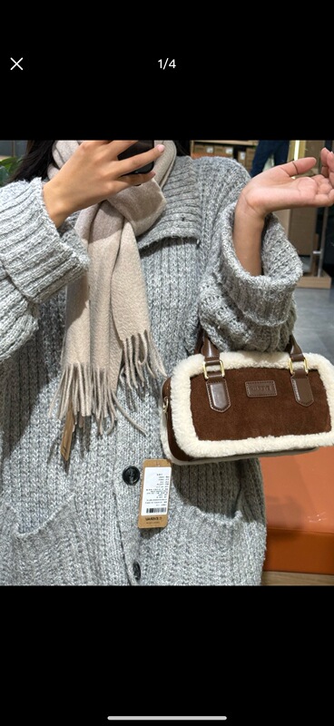 Everau Australian Lamb Wool Handbag for Women 2026 New High-End Matte Small Square Bag Retro Shoulder Bag