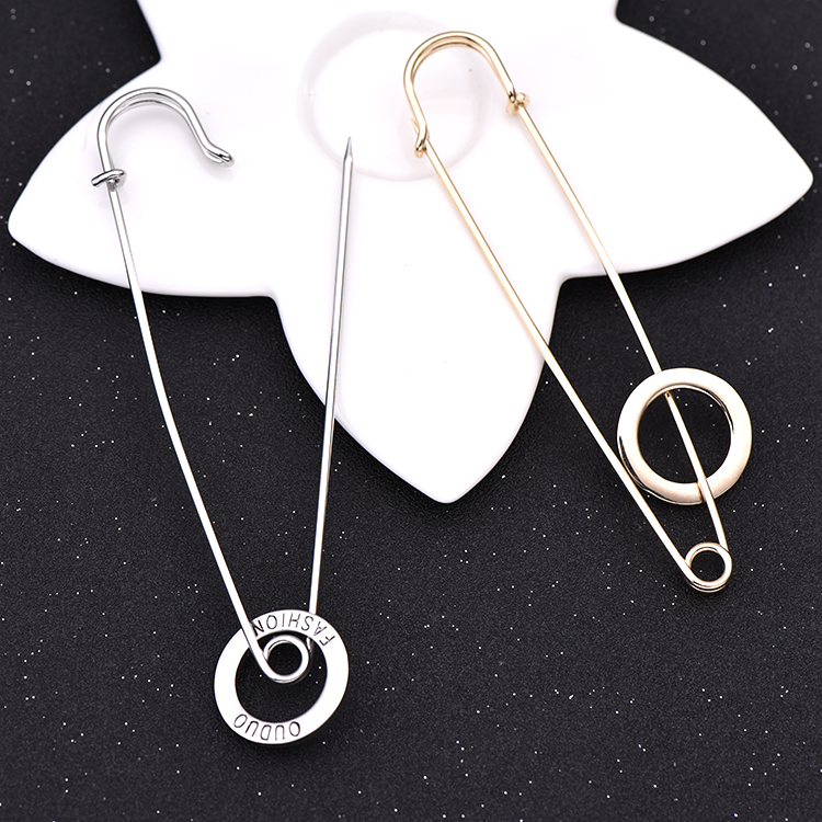 Áo khoác nữ Trâm cardigan Áo len hoang dã Hàn Quốc cao cấp Áo len đơn giản Big Pin Buckle Phụ kiện sáng tạo nam Ac cài áo