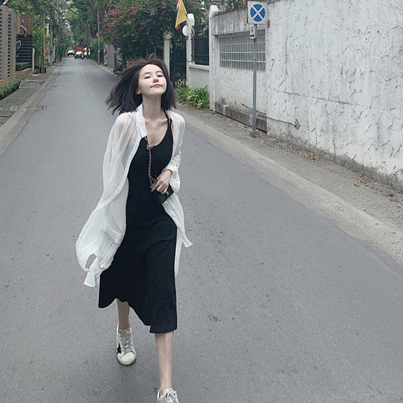 Small man 2022 new suspender dress, retro French dress, autumn two-piece suit, summer collocation is high