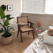 Moment Future American retro ins blogger poses for soft-covered coffee Korean-style homestay small rattan chair