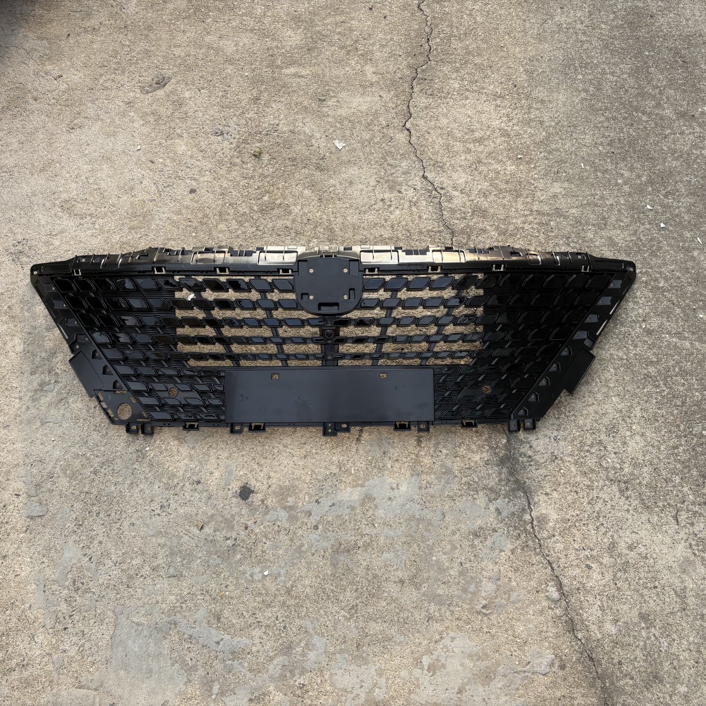 Suitable for Changan Uni-V Front Bumper Grille Assembly Changan Uni-V Sports Version Grille 2.0 Air Intake Grille