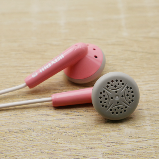 Original Japanese headphones overseas goods fashion light earplugs high fidelity stereo headphones are universal