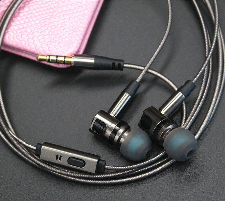 Проводные HiFi наушники dc接口可插拔线控带麦耳机线耳机头立体重低音入耳式手机耳机erji Pirole