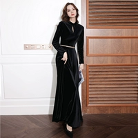 Черная круглая шея